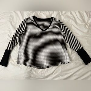 Universal Standard Rhine V Neck Color Block Cuff Too B&W Stripes 18 Plus Size